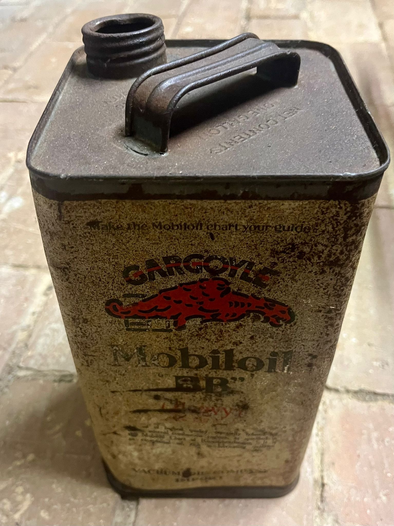 Bidon Mobiloil Gargoyle — huile spéciale aviation